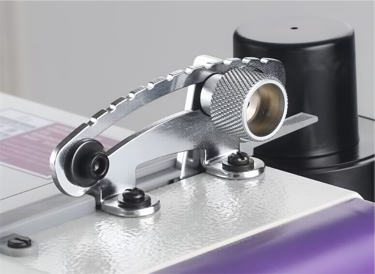 XJ-RXT5818-4DT-3.png